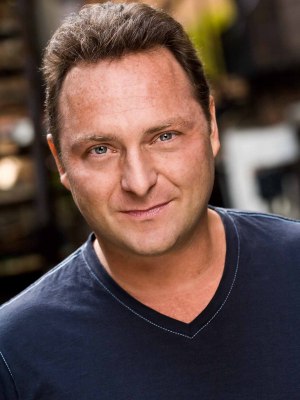 Theatrical-actor-headshot-urban-background