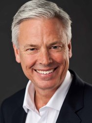 Silver-haired-actor-commercial-headshot Silver-haired-actor-commercial-headshot