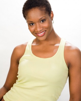 03-Three-quarter-length-commercial-headshot-of-beautiful-young-African-American-woman-with-short-afro-(Renee-Marie-Capers)