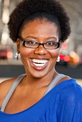 African-American-actress-outdoor-commercial-headshot African-American-actress-outdoor-commercial-headshot