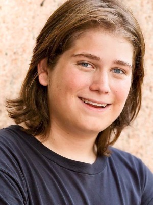 Commercial-headshot-midteens-actor Commercial-headshot-midteens-actor