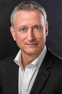 Caucasian-gray-haired-professional-headshot-corporate-executive