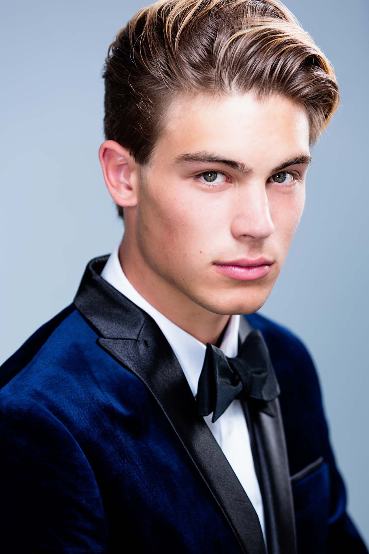 Male Model Portfolio & Comp Card Photos – Headshots NYC