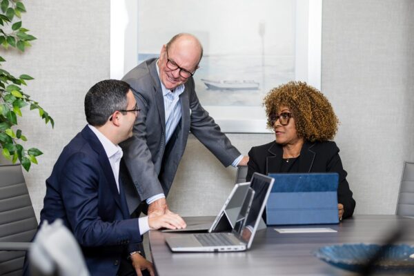 The ROI of Professional Corporate Photography: A Branding Perspective